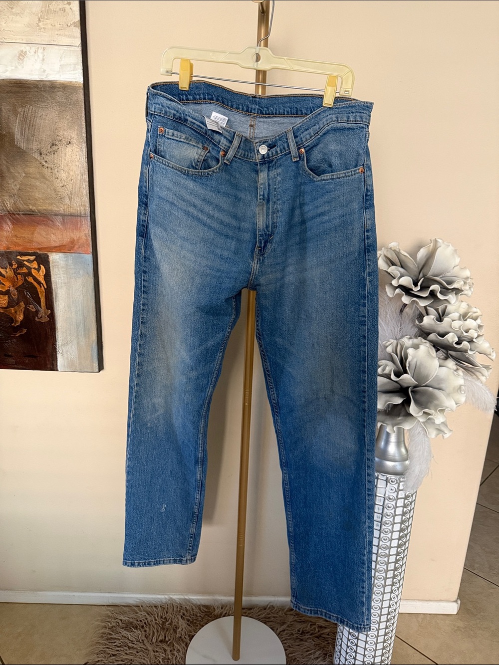 Levi's Classic Straight Jeans in Medium Blue Wash